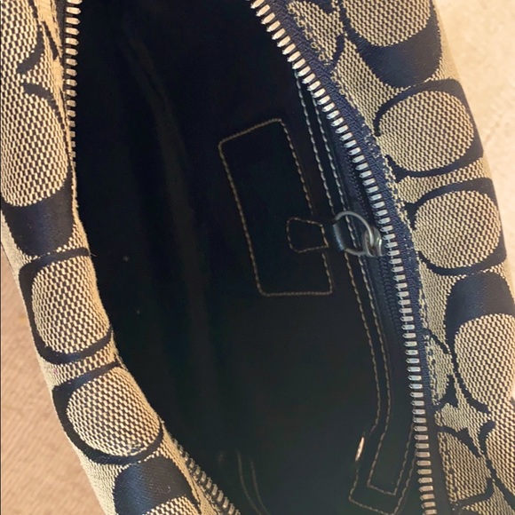 Coach Bag - Picture 5 of 7